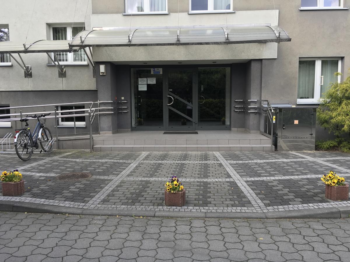 Aparthotel Gosciniec Tombor Kattowitz Exterior foto