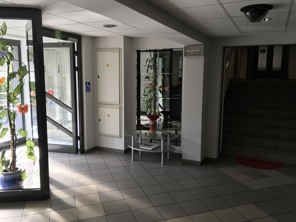Aparthotel Gosciniec Tombor Kattowitz Exterior foto