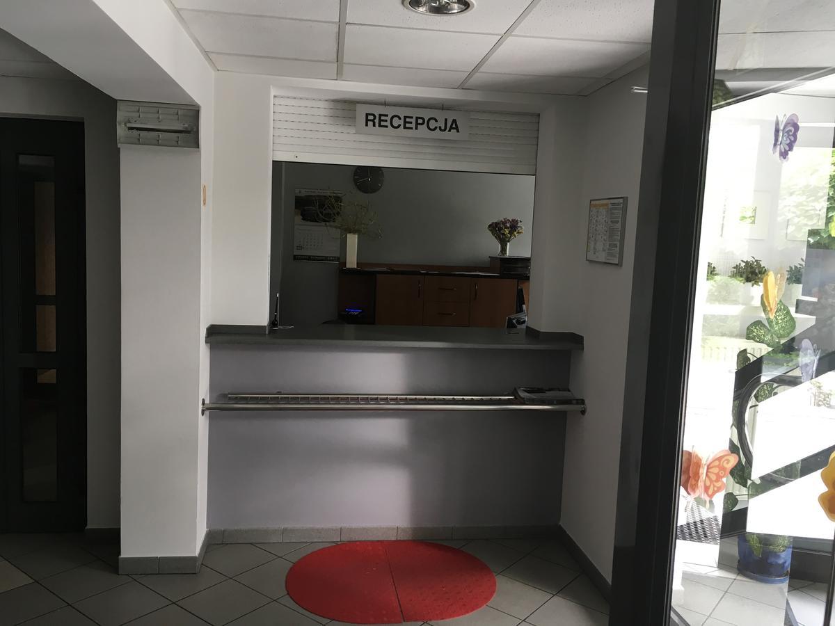 Aparthotel Gosciniec Tombor Kattowitz Exterior foto